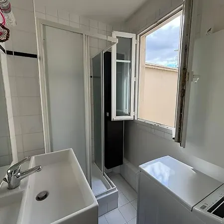 Apartment 2 Pieces 15 *
